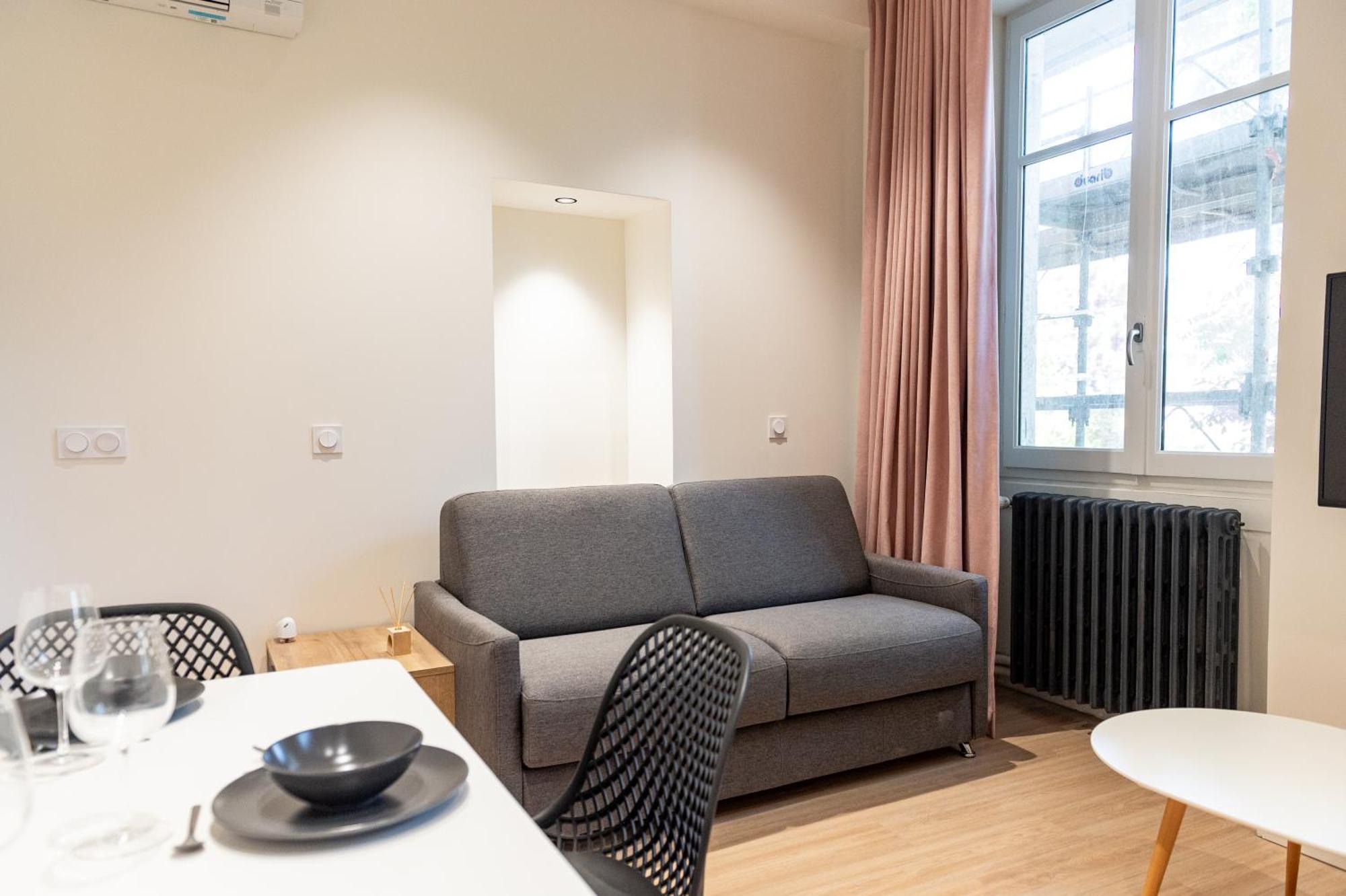 Croix Paquet - Appartements A Lyon Exterior photo